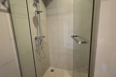 Studio dans le Condo à Watthana, Bangkok, Thaïlande  № 173109 - photo 8