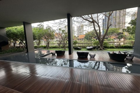 Studio dans le Condo à Watthana, Bangkok, Thaïlande  № 173109