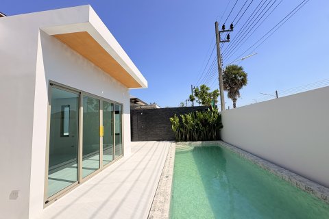 Villa in Phuket, Thailand 3 bedrooms № 173106