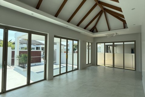 Villa in Phuket, Thailand 3 bedrooms № 173106 - photo 7