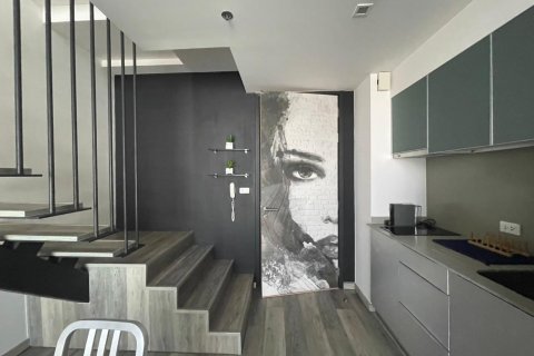 Studio dans le Condo à Khlong Toei, Bangkok, Thaïlande  № 170526 - photo 2