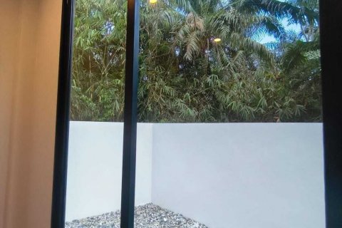 Villa in Nuea Khlong, Thailand 3 bedrooms № 140328 - photo 7