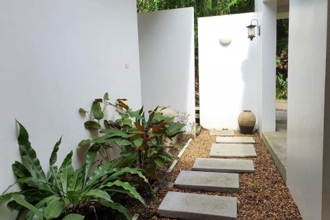 Villa in Phuket, Thailand 3 bedrooms № 140325 - photo 23