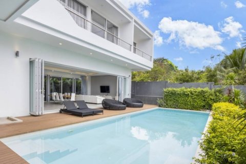 Villa à Bang Tao, Thaïlande 4 chambres № 146966 - photo 1