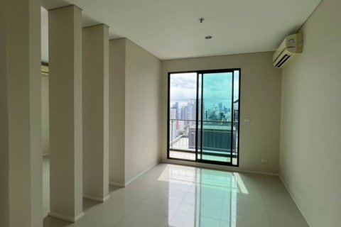 Penthouse in Bangkok, Thailand 5 bedrooms № 146970 - photo 5