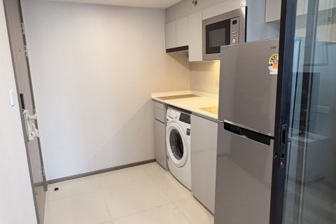 Studio in the Condo in Khlong Toei, Bangkok, Thailand № 142744 - photo 6