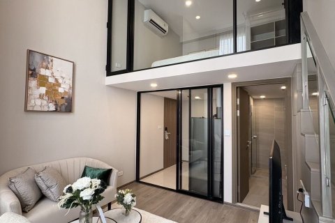 Studio in the Condo in Khlong Toei, Bangkok, Thailand  № 142744