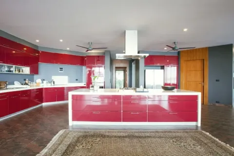 Villa in Rawai, Thailand 6 bedrooms № 190593 - photo 5