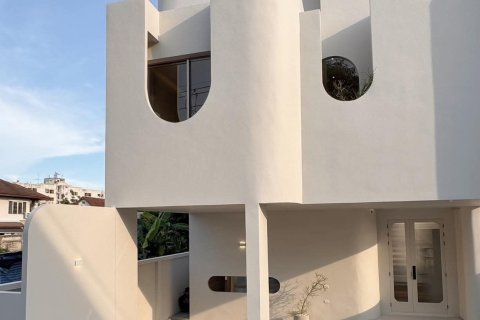 Дом в Банг Кхене, Бангкок, Таиланд с 4 спальнями  № 160842 - фото 3