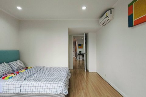 Condo in Watthana, Bangkok, Thailand, 2 bedrooms  № 160843 - photo 12