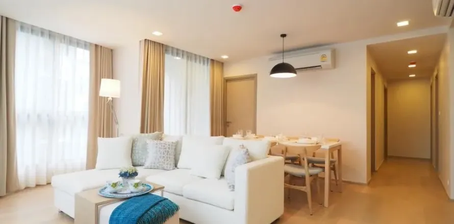Condo in Watthana, Bangkok, Thailand, 3 bedrooms № 160845