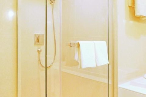 Condo in Watthana, Bangkok, Thailand, 3 bedrooms № 160845 - photo 10