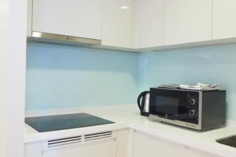 Condo in Watthana, Bangkok, Thailand, 3 bedrooms № 160845 - photo 8