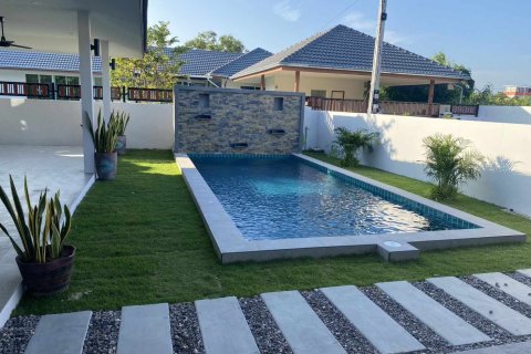 House in Hua Hin, Thailand 3 bedrooms № 154648 - photo 5