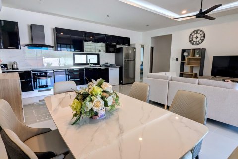 House in Hua Hin, Thailand 3 bedrooms № 154648 - photo 24