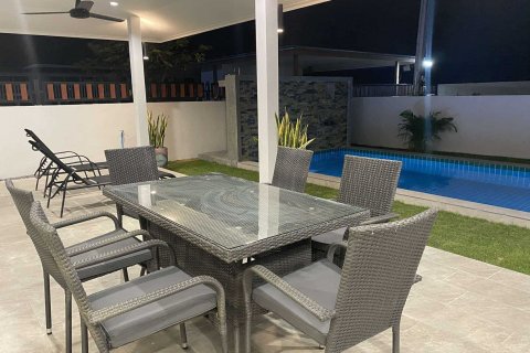 House in Hua Hin, Thailand 3 bedrooms № 154648 - photo 16