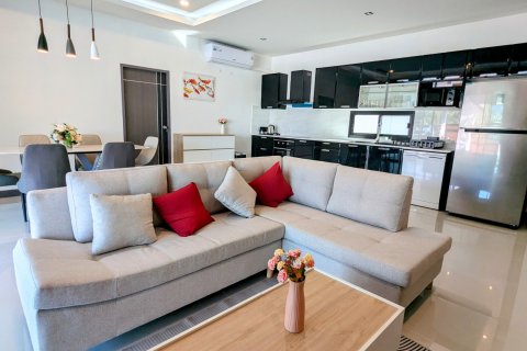 House in Hua Hin, Thailand 3 bedrooms № 154648 - photo 3
