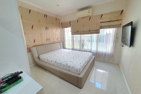 House in Bang Khae, Bangkok, Thailand 5 bedrooms № 154647 - photo 16