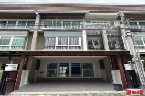 วิลล่าในกรุงเทพฯ, ประเทศไทย 3 ห้องนอน № 203946