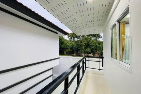 Villa in Pattaya, Thailand 4 Schlafzimmer № 222787 - Foto 11