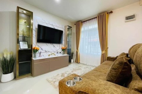 Villa in Pattaya, Thailand 4 Schlafzimmer № 222787 - Foto 7