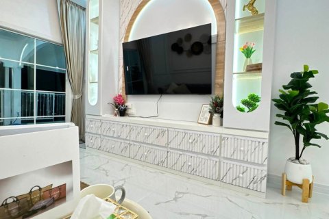 Villa in Pattaya, Thailand 2 Schlafzimmer № 222789 - Foto 5