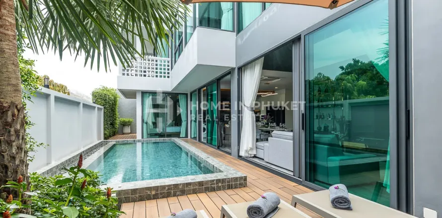 Haus in Rawai, Thailand 4 Schlafzimmer № 222791