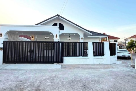 Villa in Pattaya, Thailand 3 Schlafzimmer № 222788 - Foto 4