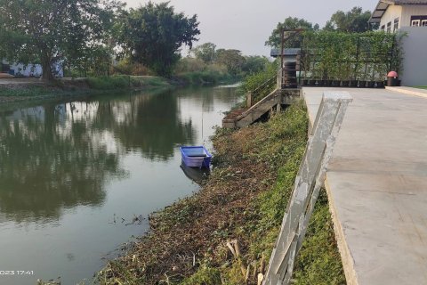 Villa in Pathum Thani, Thailand 3 bedrooms № 160759 - photo 5