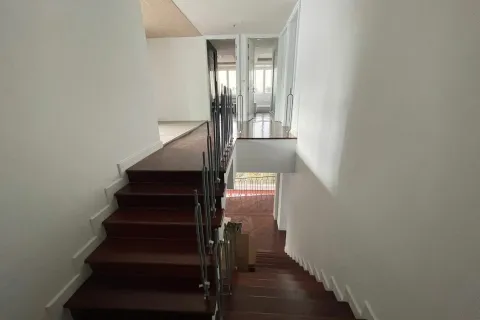 Duplex in Watthana, Bangkok, Thailand 5 bedrooms № 160760 - photo 9