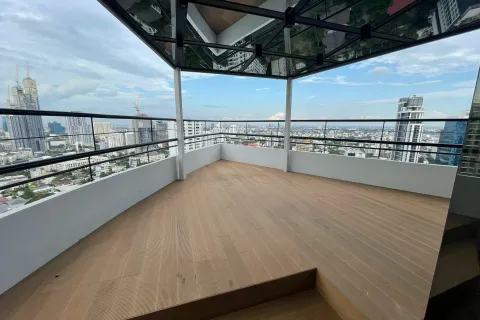 Duplex in Watthana, Bangkok, Thailand 5 bedrooms № 160760 - photo 19