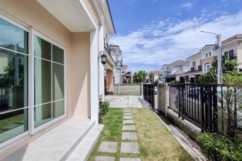 Villa à Khan Na Yao, Bangkok, Thaïlande 4 chambres № 133789 - photo 18