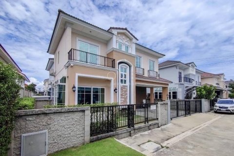 Villa à Khan Na Yao, Bangkok, Thaïlande 4 chambres № 133789 - photo 2