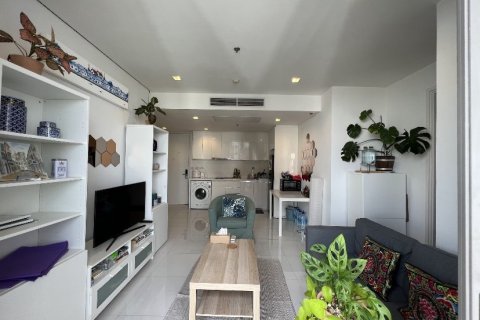 Кондоминиум с 2 спальнями в Сатхоне, Бангкок, Таиланд № 133794 - фото 2