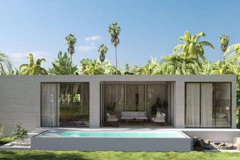 Villa in Surat Thani, Thailand 3 bedrooms № 136276 - photo 2