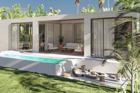 Villa in Surat Thani, Thailand 3 bedrooms № 136276 - photo 1