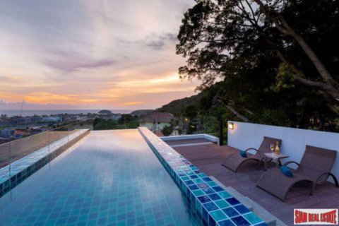 Apartment in Kata, Thailand 2 bedrooms № 199541