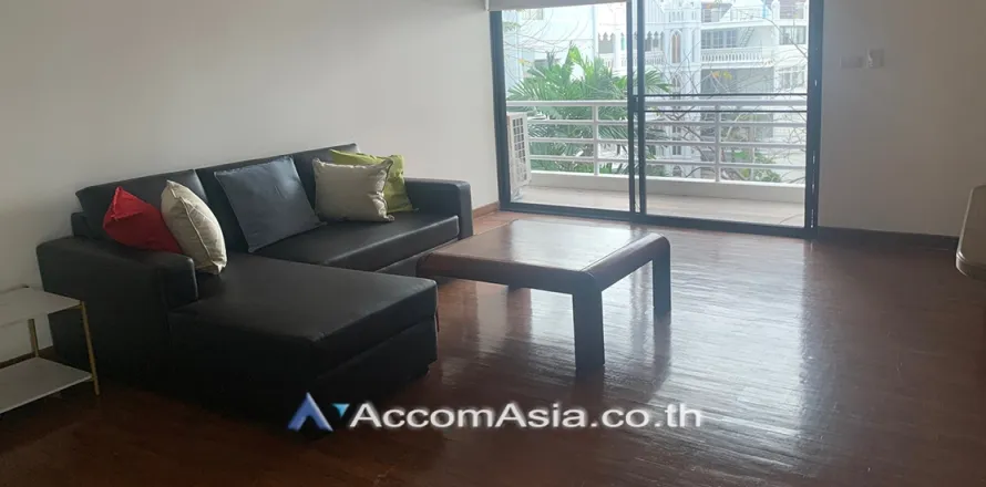 Condo à Sathon, Bangkok, Thaïlande, 3 chambres № 214446