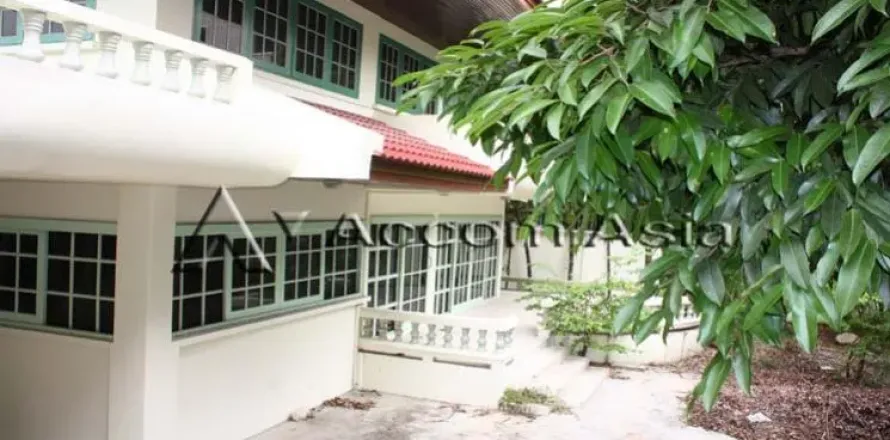Haus in Watthana, Bangkok, Thailand 5 Schlafzimmer № 218052