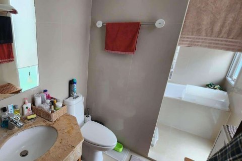 Condo in Chiang Mai, Thailand, 2 bedrooms  № 121780 - photo 11