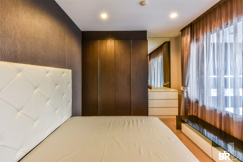 Condo in Bangkok, Thailand, 3 bedrooms  № 199796 - photo 8