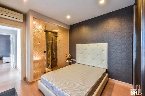 Condo in Bangkok, Thailand, 3 bedrooms  № 199796 - photo 7