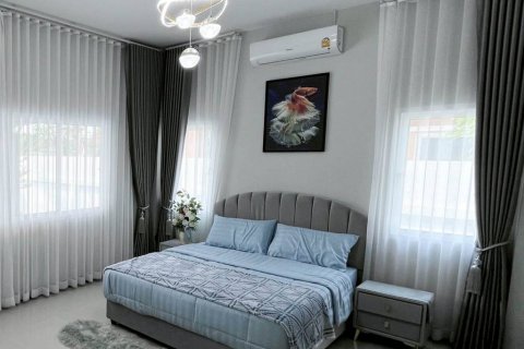 House in Pattaya, Thailand 3 bedrooms № 172630 - photo 7