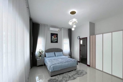 House in Pattaya, Thailand 3 bedrooms № 172630 - photo 8