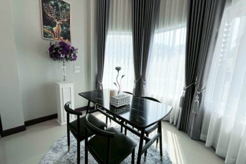 House in Pattaya, Thailand 3 bedrooms № 172630 - photo 4