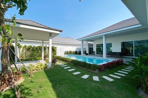 Maison à Hua Hin, Thaïlande 4 chambres № 172628 - photo 2