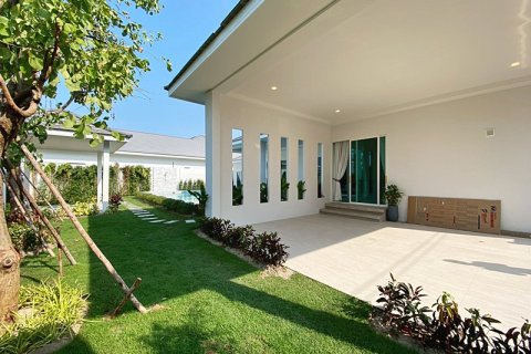 Maison à Hua Hin, Thaïlande 4 chambres № 172628 - photo 6