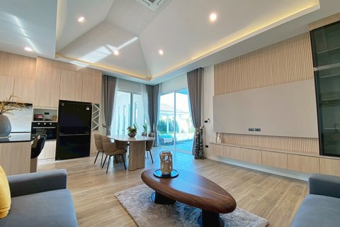 Maison à Hua Hin, Thaïlande 4 chambres № 172628 - photo 13