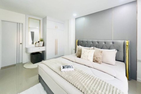 Villa in Pattaya, Thailand 3 bedrooms № 172629 - photo 8