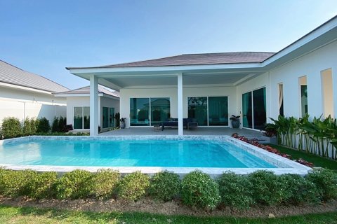 Villa à Hua Hin, Thaïlande 4 chambres № 172627 - photo 3